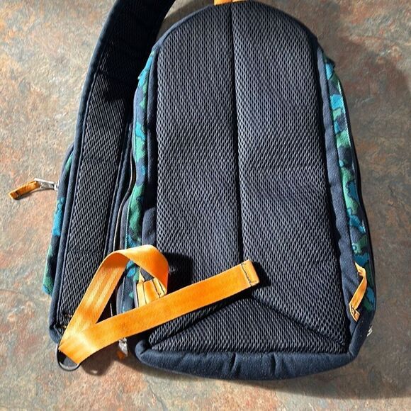 Chaco Redlands Sling Backpack Blue Green Camouflage main image 13